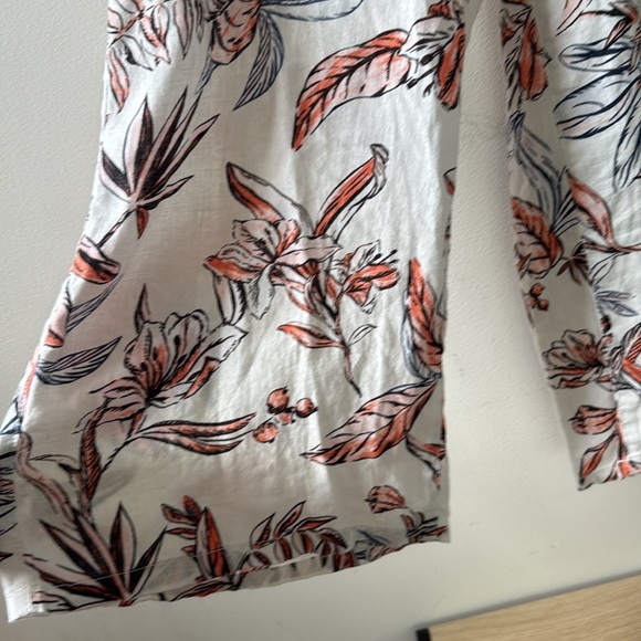 TAHARI Women's Cropped Wide-Leg Pants 100% Linen Floral Pattern Pants Sz S - Picture 8 of 12